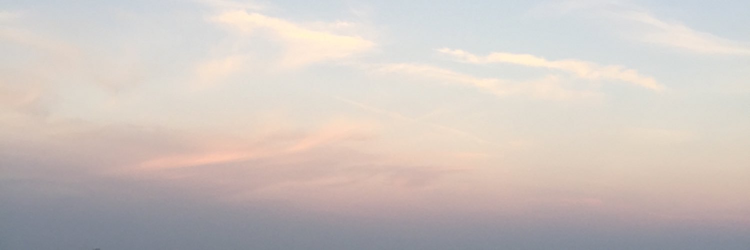 luvyourlight's profile banner image