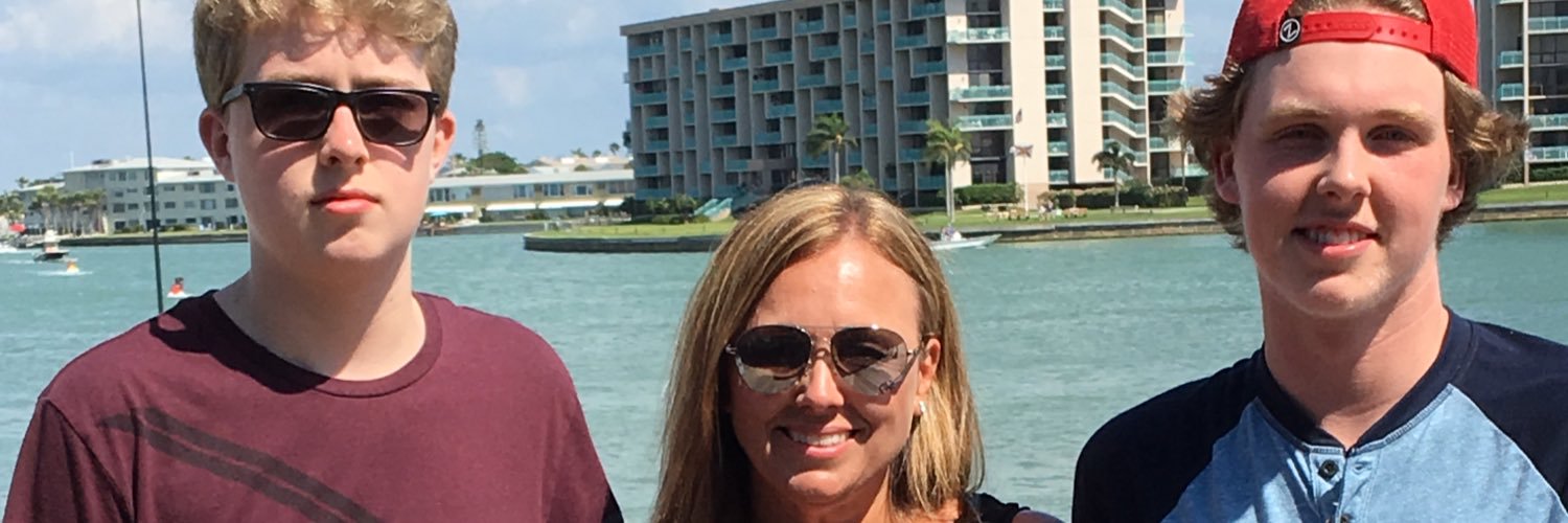 Darren Colbourne banner