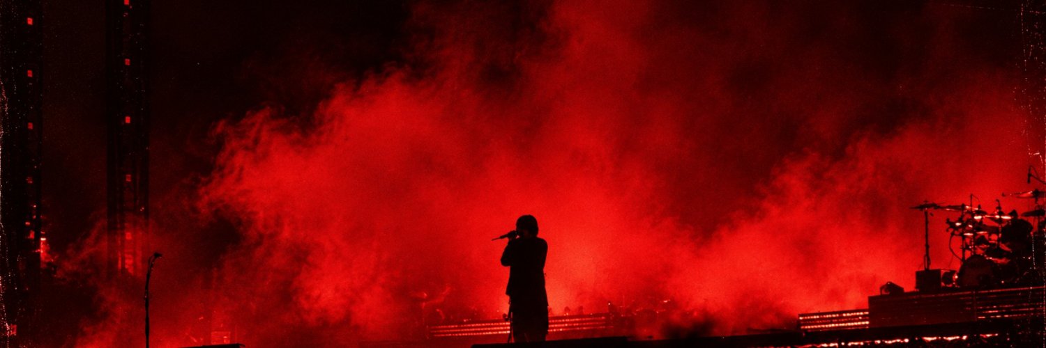 JuliaFreiire's profile banner image