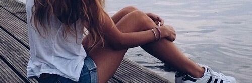 R19Celine's profile banner image