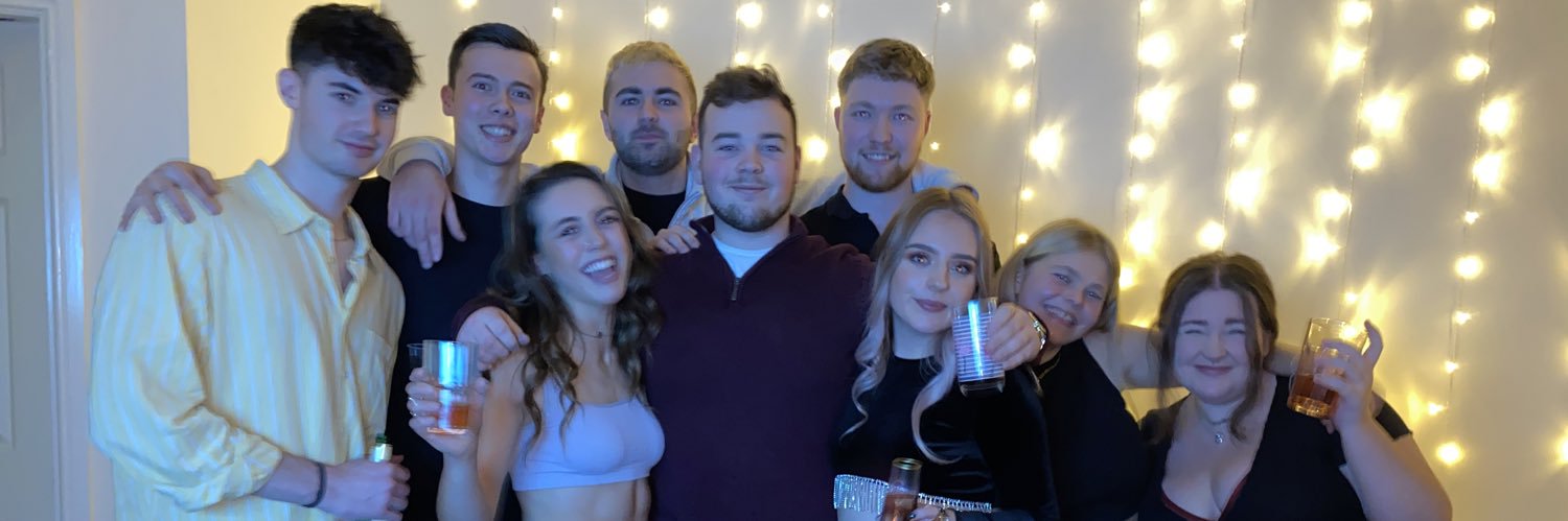 _emlacey's profile banner image