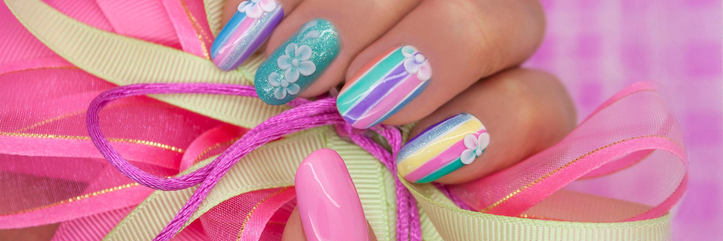 glossovernails's profile banner image