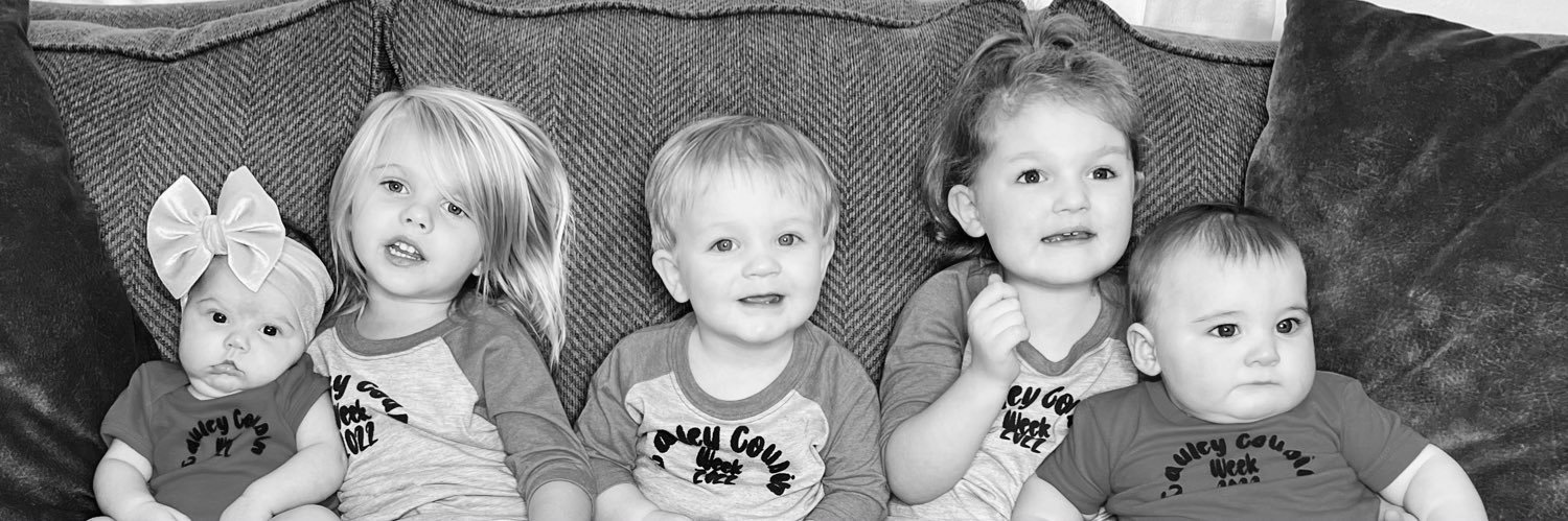 anniebeth72's profile banner image