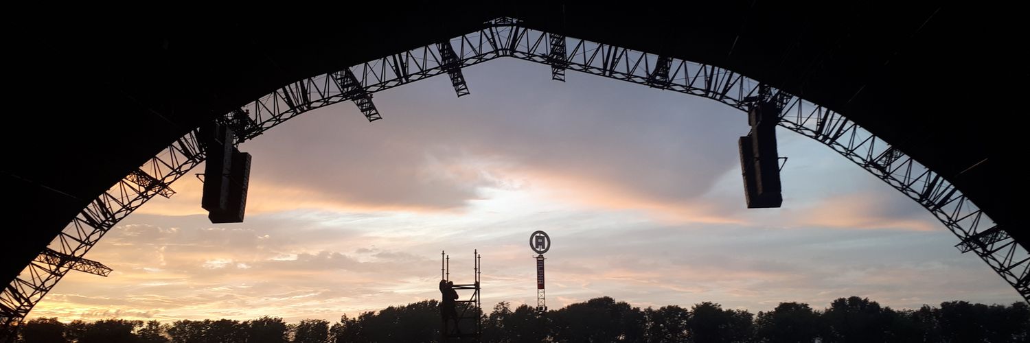 Ninalc_'s profile banner image