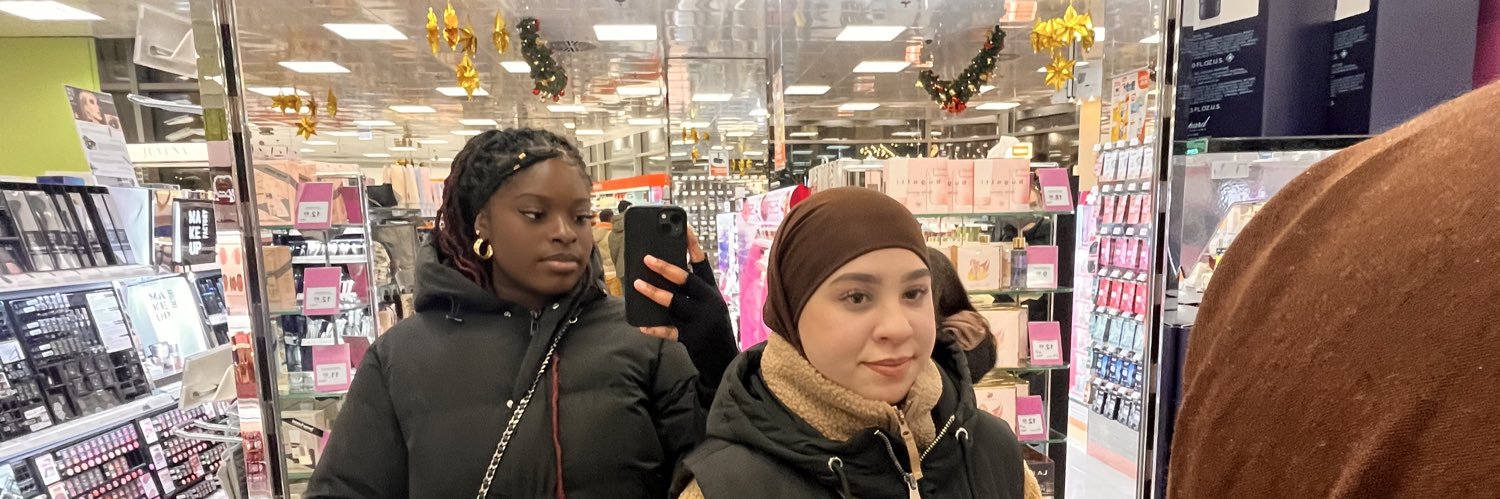 Inesngsn's profile banner image