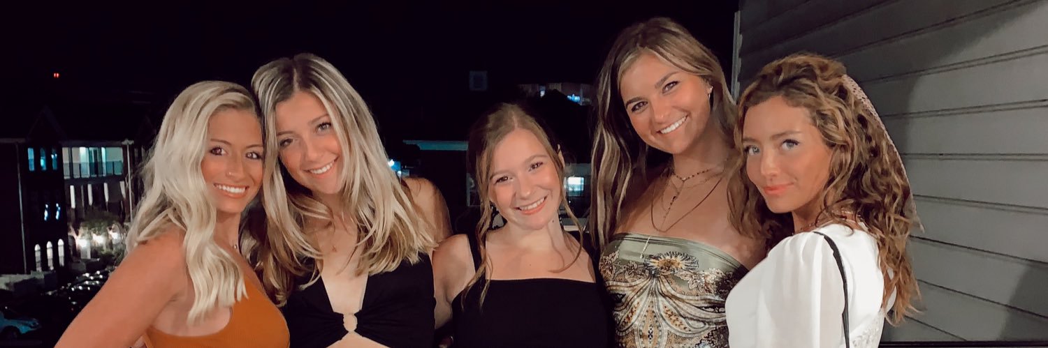 Lydia_Butler3's profile banner image