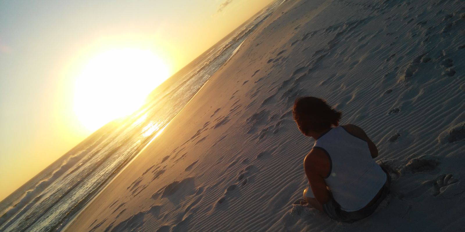 joanydrew's profile banner image