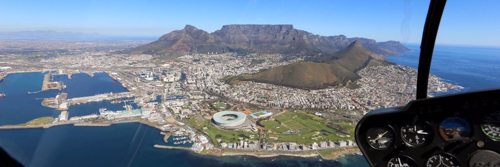 Daniel at UponArriving ✈ banner