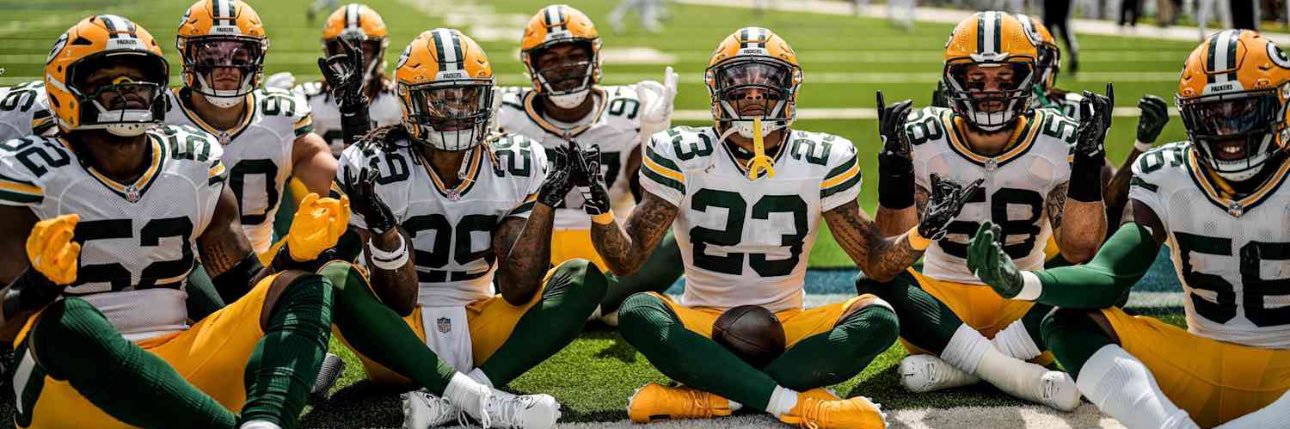 YouungZee's profile banner image