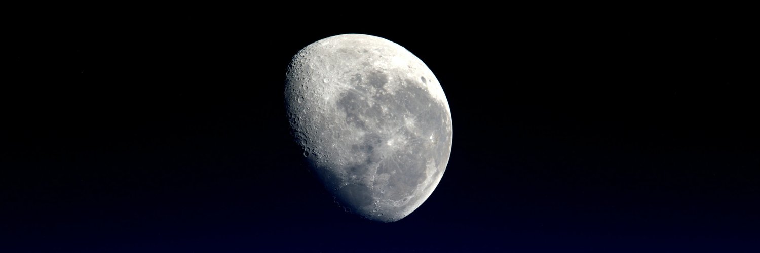 uyunim's profile banner image