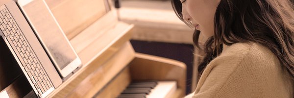 Newzik_App Profile Banner