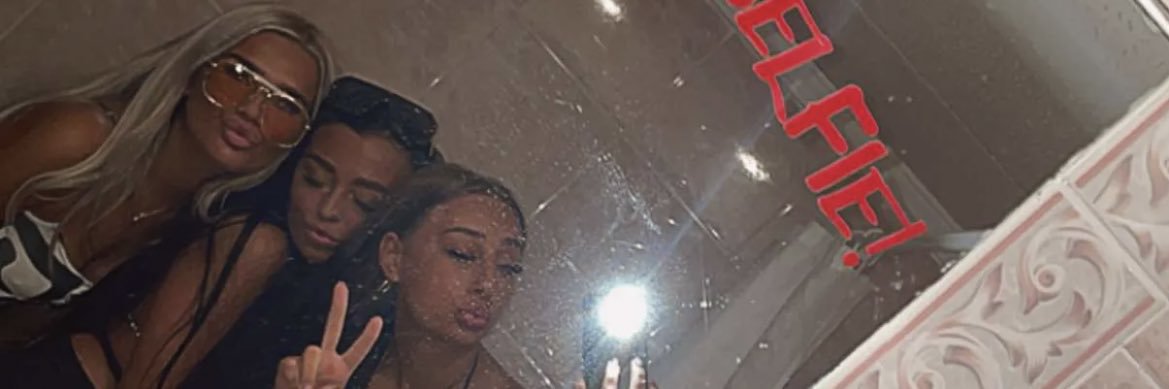 Emilyythompson1's profile banner image
