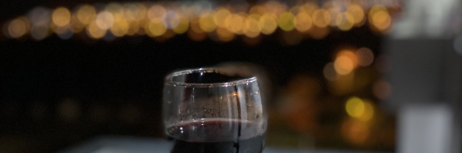 LesPetro's profile banner image