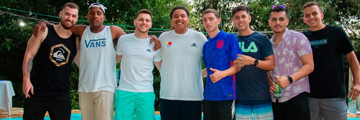 dezinvictor's profile banner image