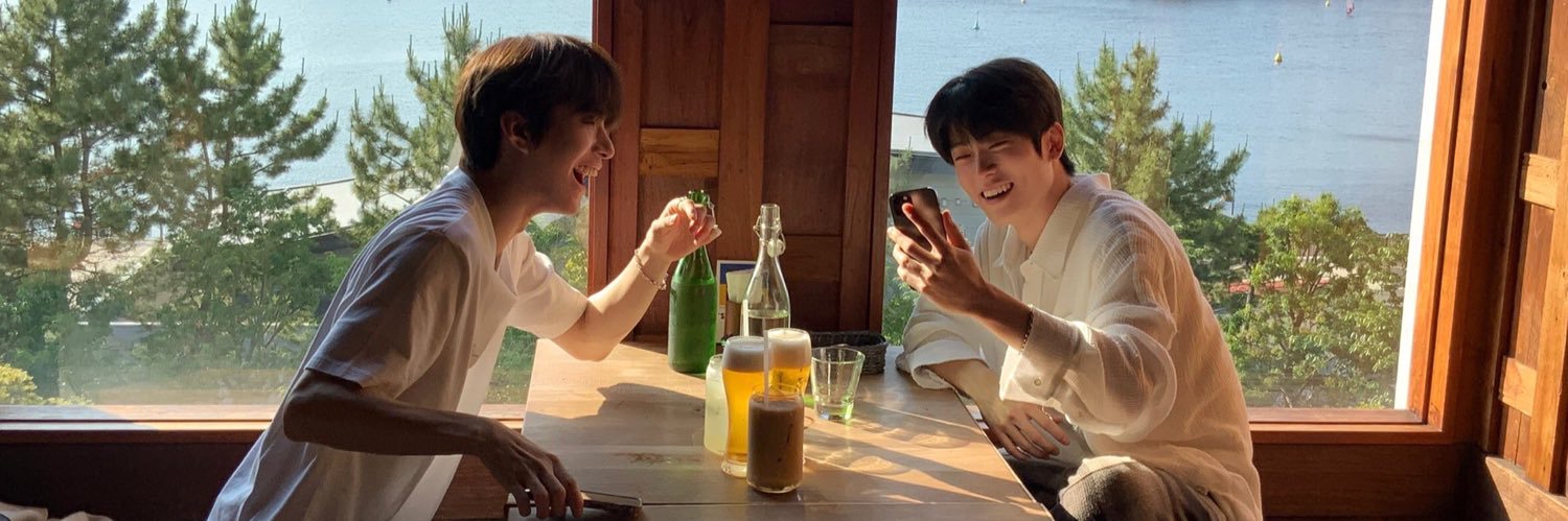 🧡สึงญอรเหนือเมน💙ᴾᵉʳᶠᵘᵐᵉ | ᴷⁱˢˢ banner