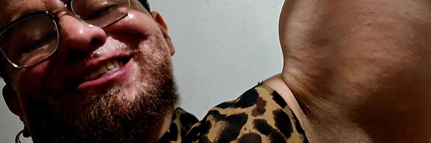 SrTapitax's profile banner image