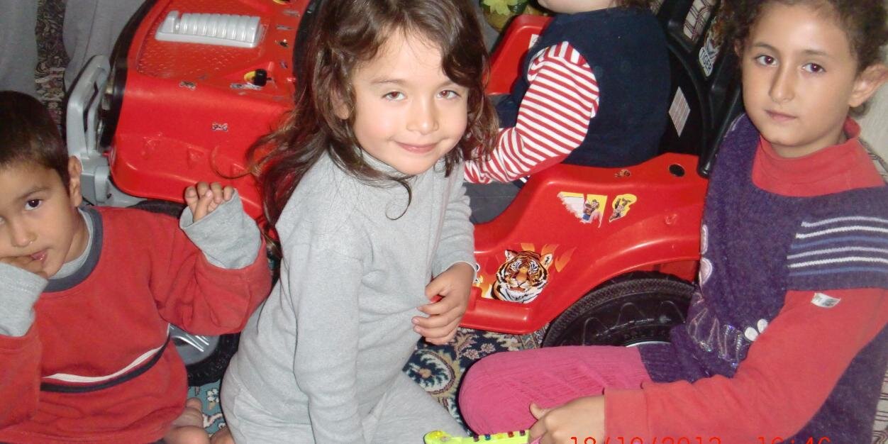 Ayşem & Buse banner