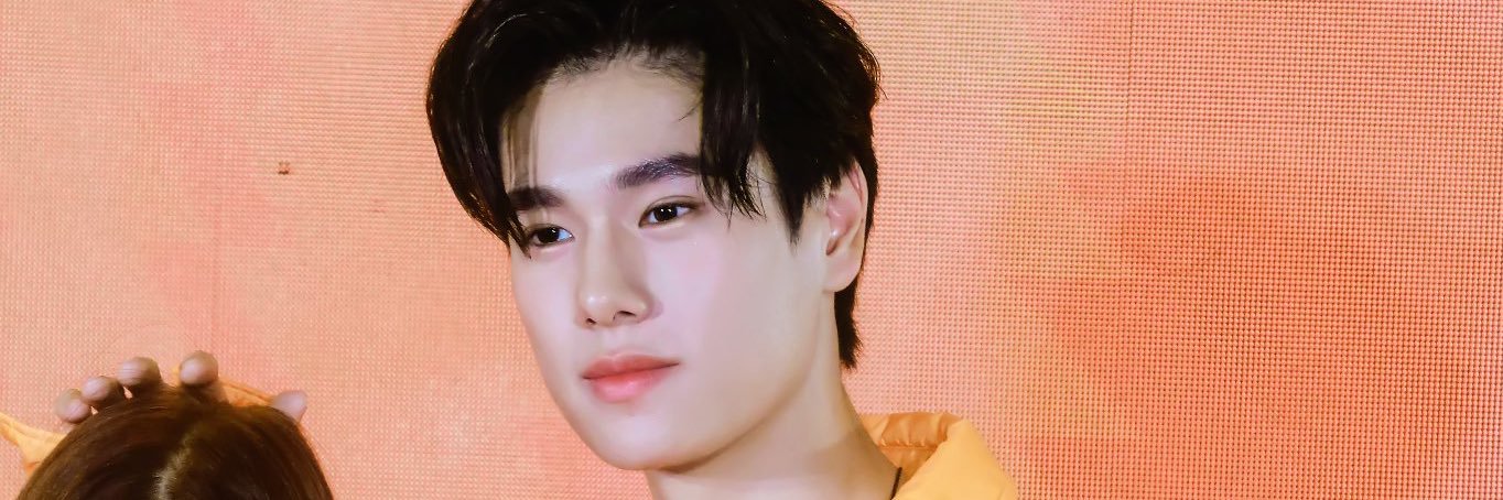 ᙏ̤̫ เยลโล่สีเหลือง ⋆◞ banner