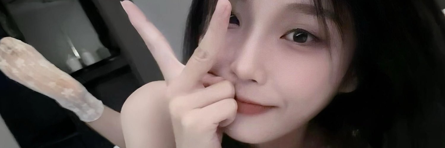 Y220913's profile banner image
