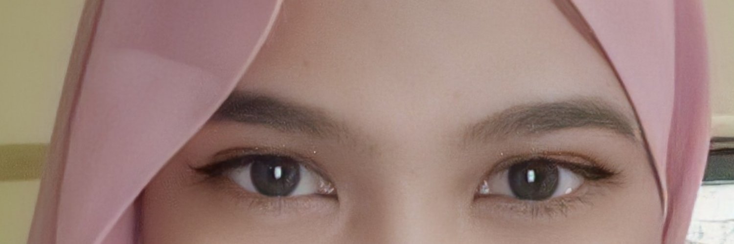 Heymnah's profile banner image
