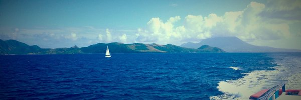 Claudia1122 Profile Banner