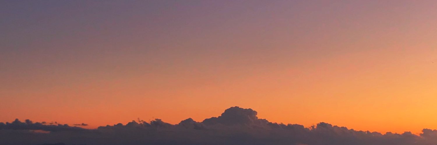 juliaaabad's profile banner image
