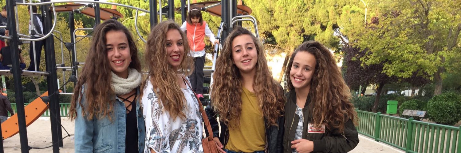sofia_smiilee's profile banner image
