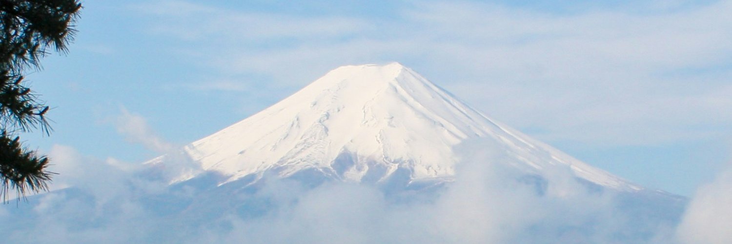 dm_t32_p's profile banner image