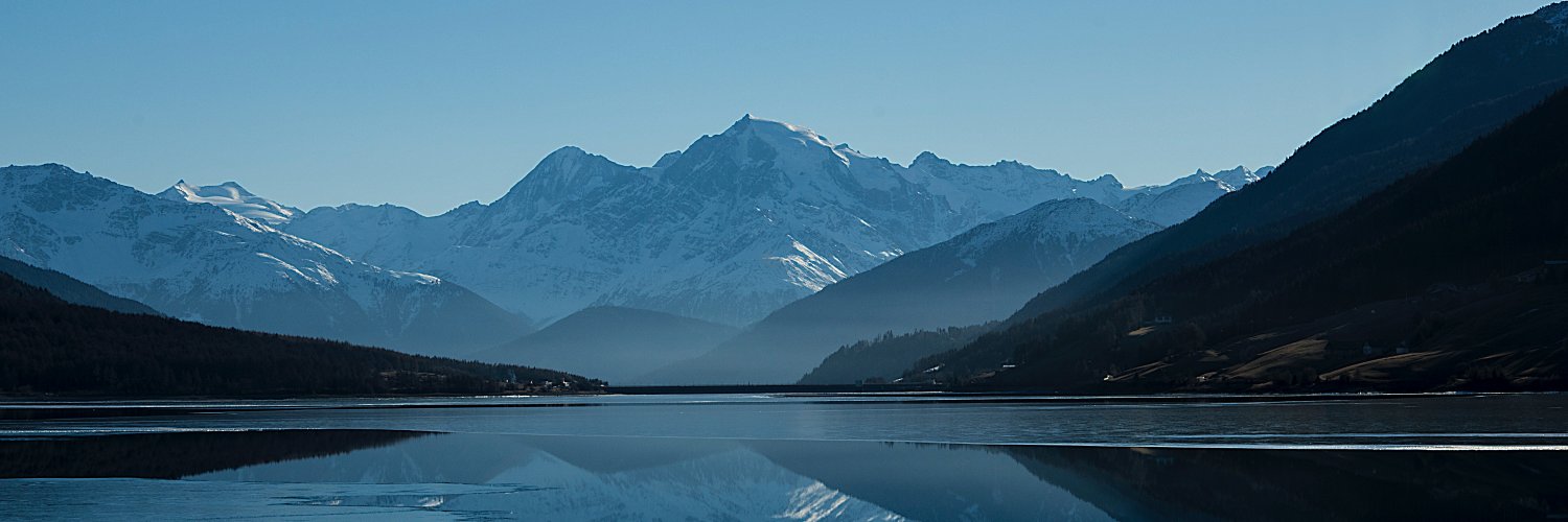 newman199809's profile banner image
