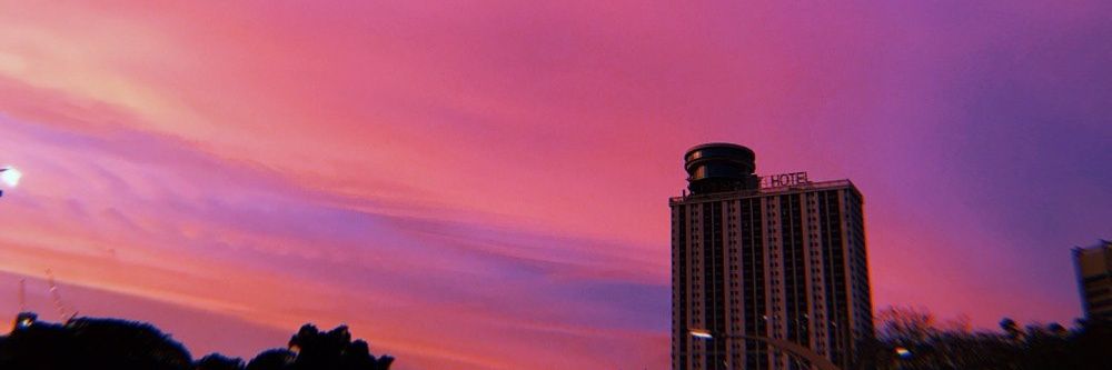 itshelmo's profile banner image