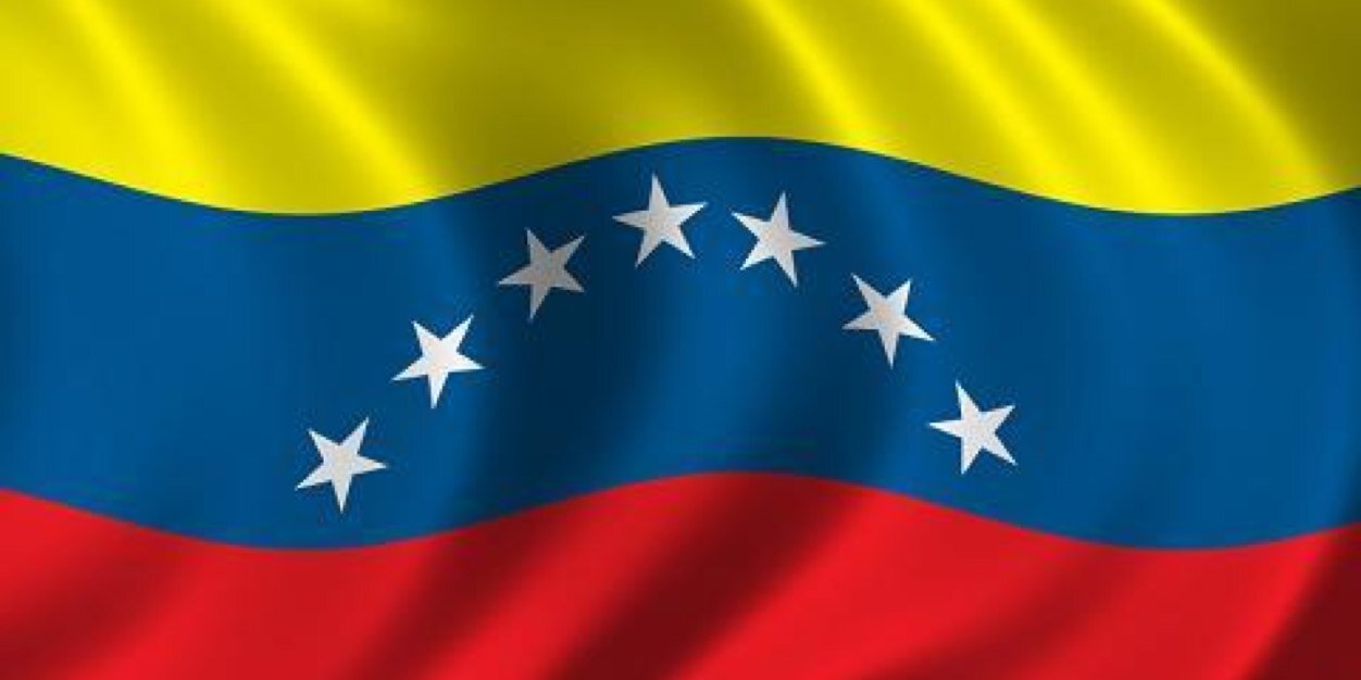 carmenluherrera's profile banner image