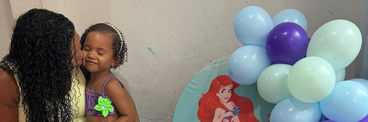 LimaLaary's profile banner image