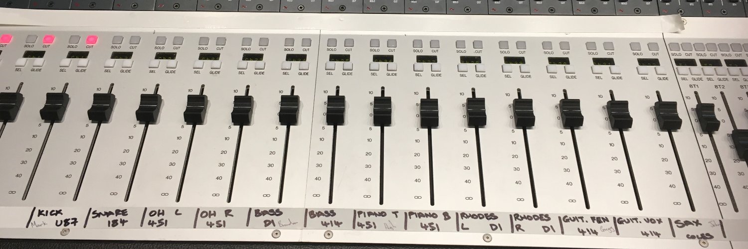 Samantha Bennett banner