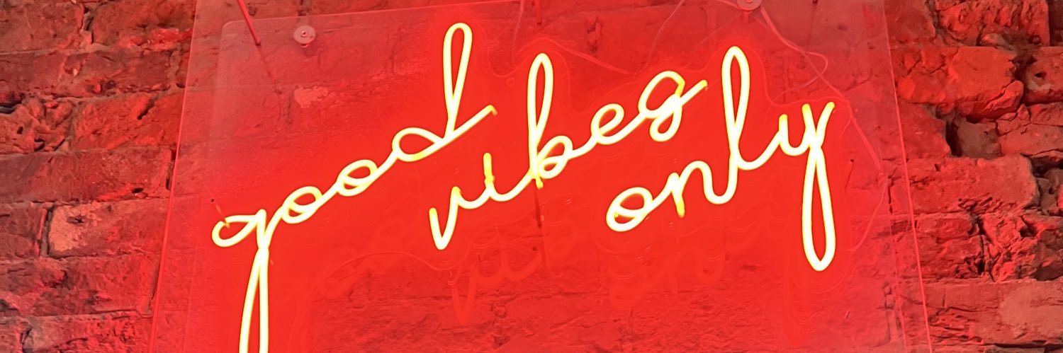 hlglass's profile banner image