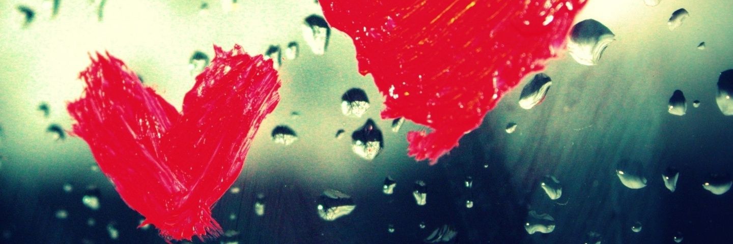 lucy_wyer's profile banner image