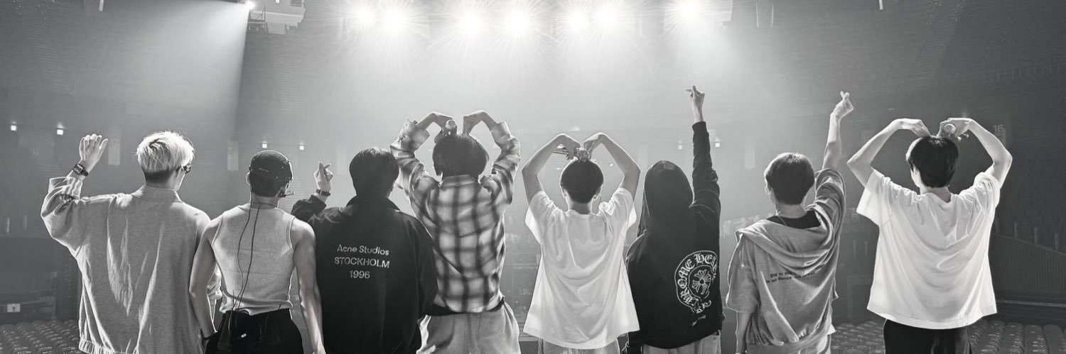 Ro__1024's profile banner image