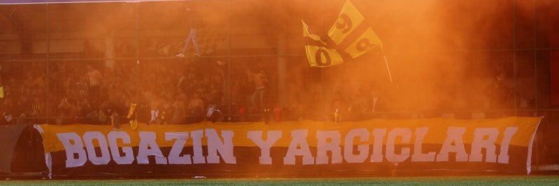 Boğazın Yargıçları 2001 banner