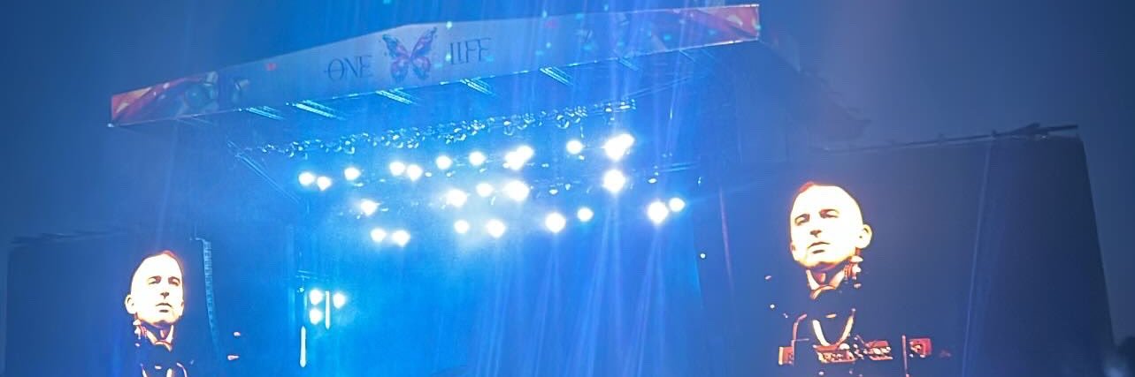 b2001ley's profile banner image