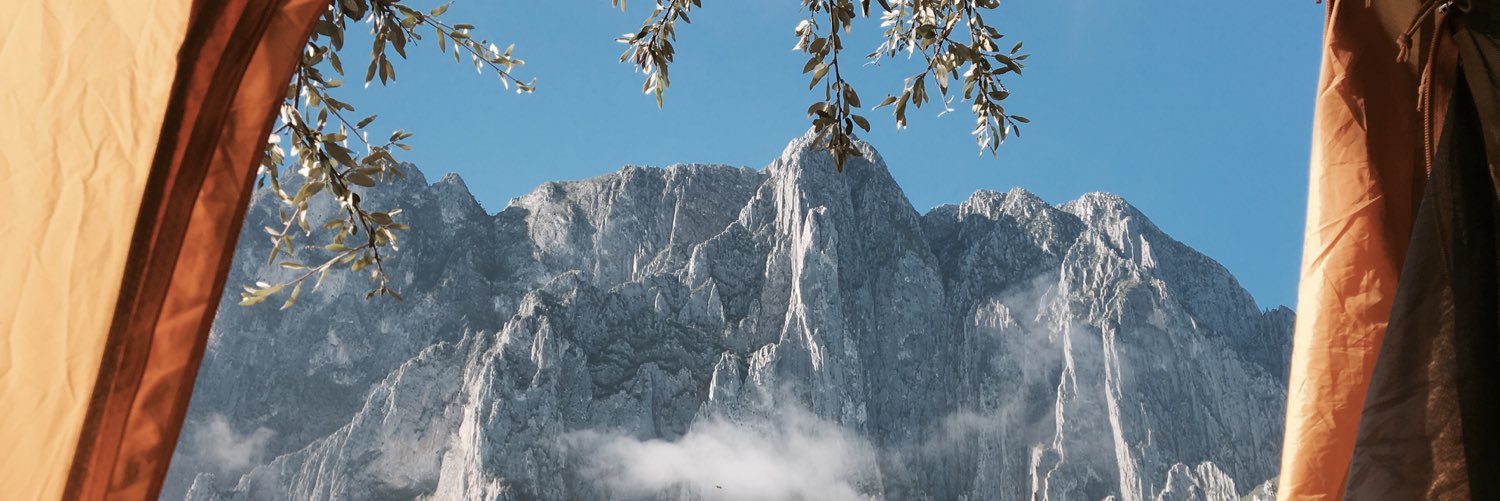 Laryarce's profile banner image