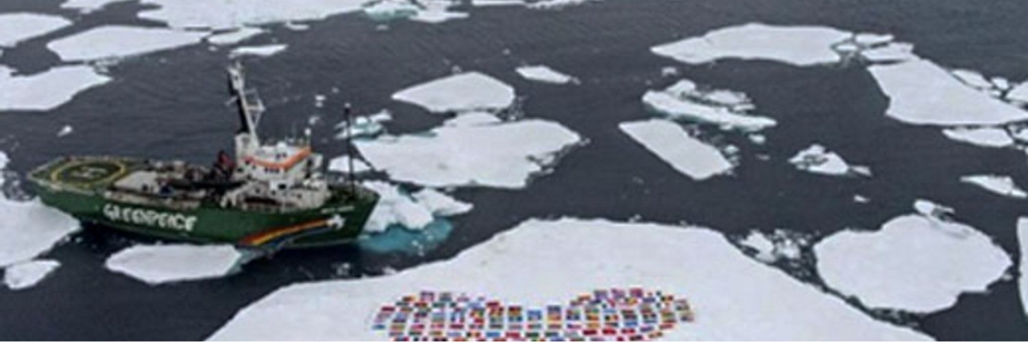 RealLucyLawles's profile banner image
