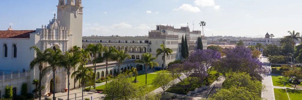 Burnham-Moores Center for Real Estate (BMC) banner