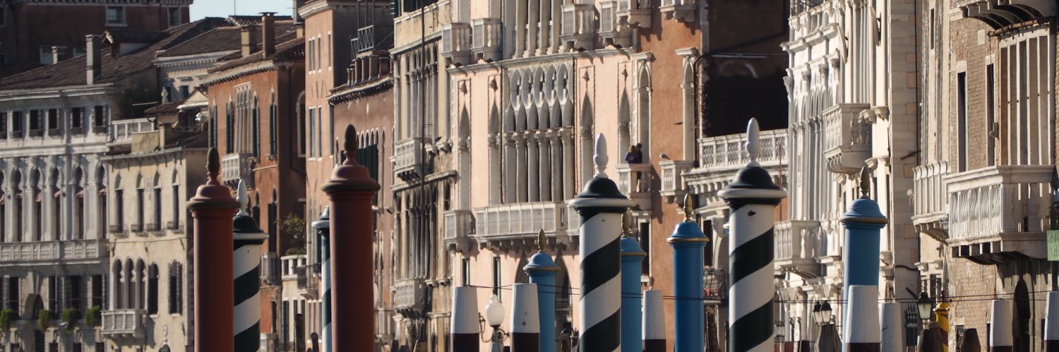 Luis Menchén banner