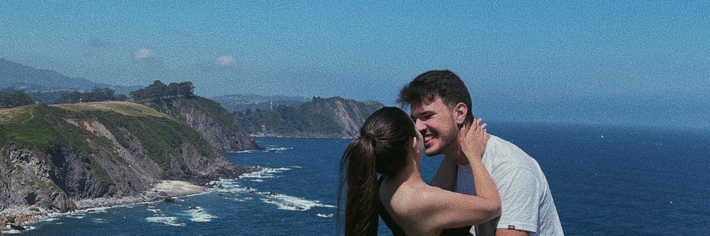mariacdc09's profile banner image