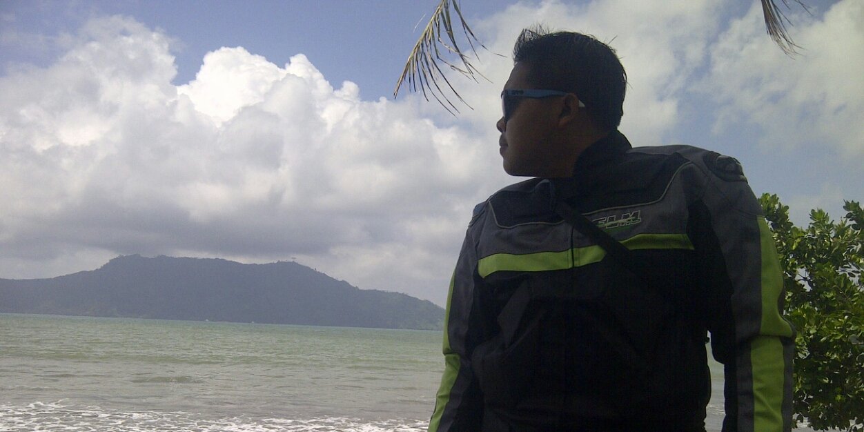 yodirwan's profile banner image