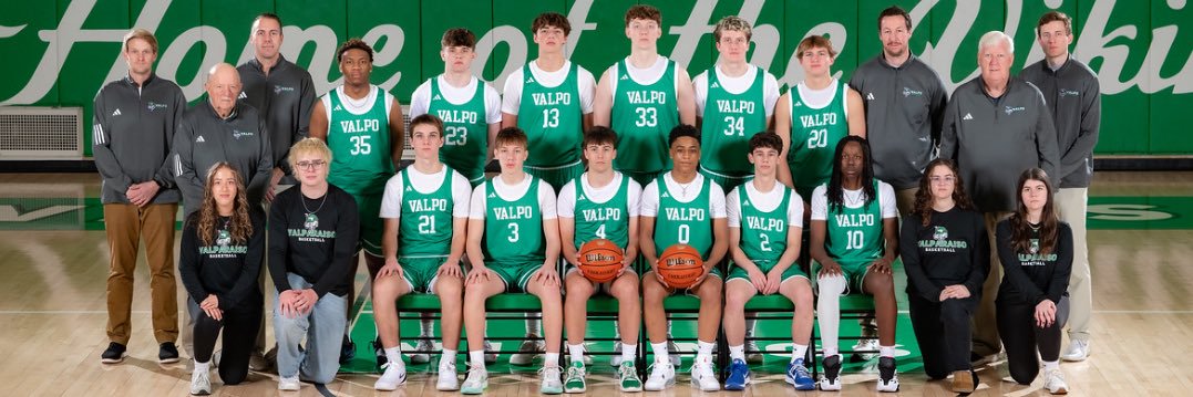 Valpo Basketball banner