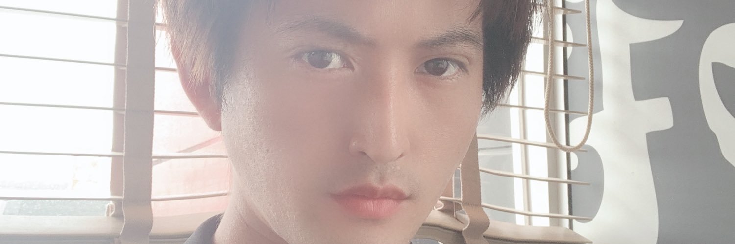 tiarguci0p10's profile banner image