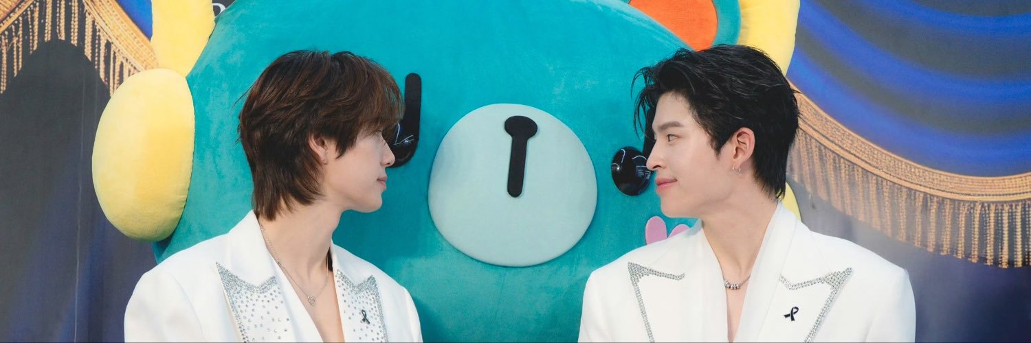 ROooou422's profile banner image