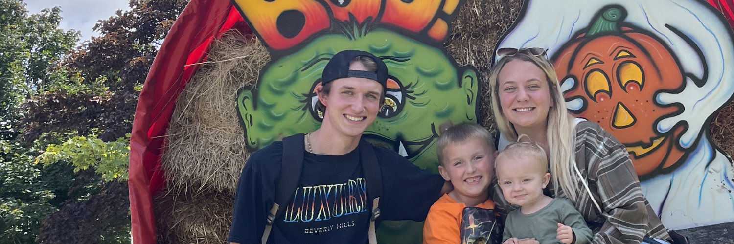 MelloMadeIt_'s profile banner image
