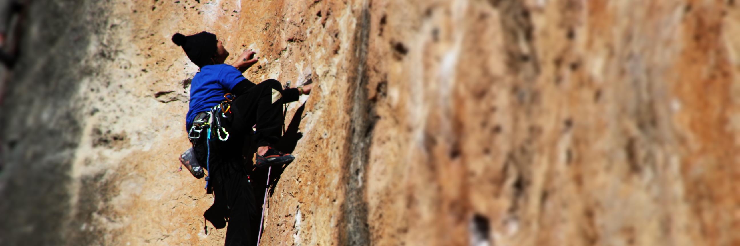 ClimbVera's profile banner image