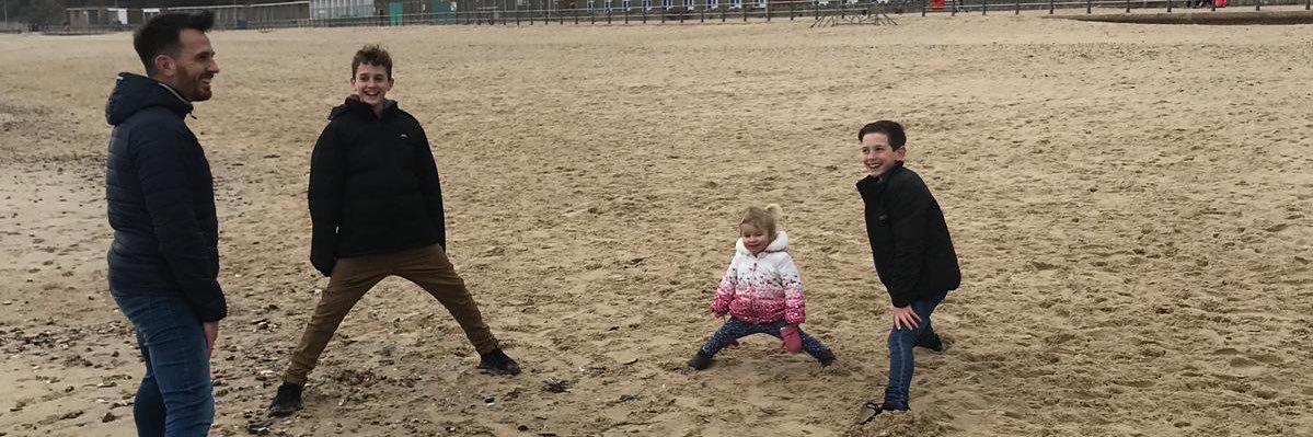 Graham Hewitt banner